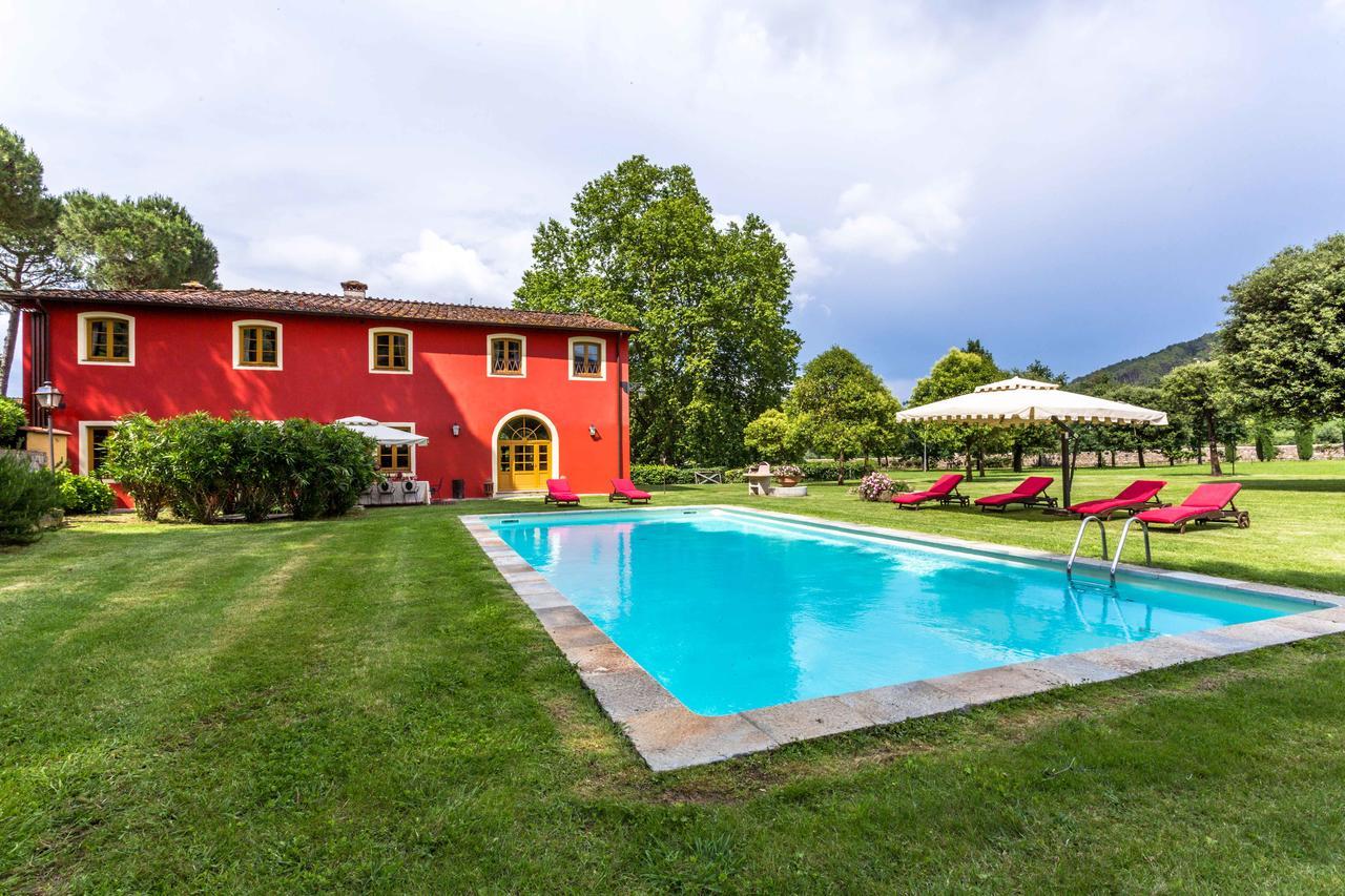 La Dimora Dell'Inventore Luxury B&B Capannori Bagian luar foto